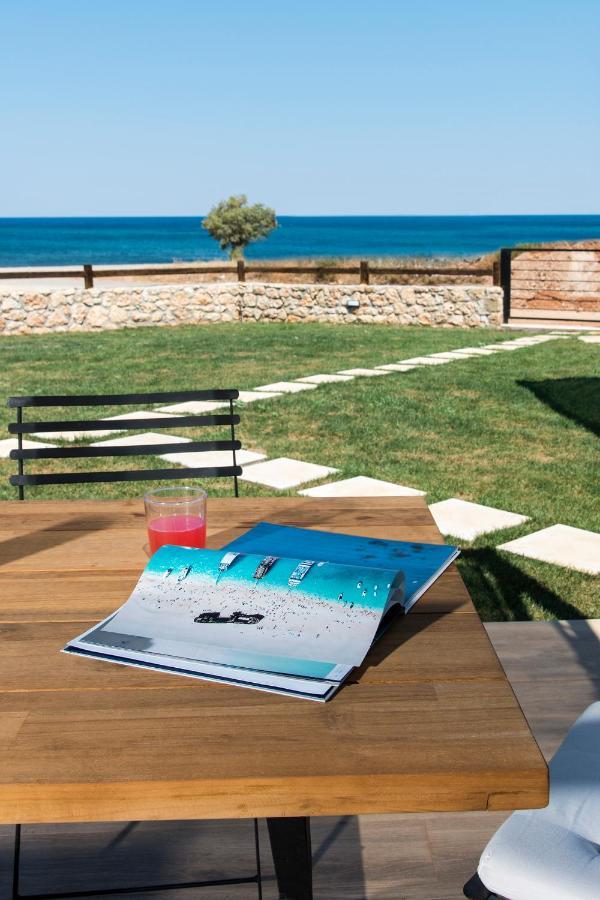 Villa Olivomare Kyparissia Exterior foto